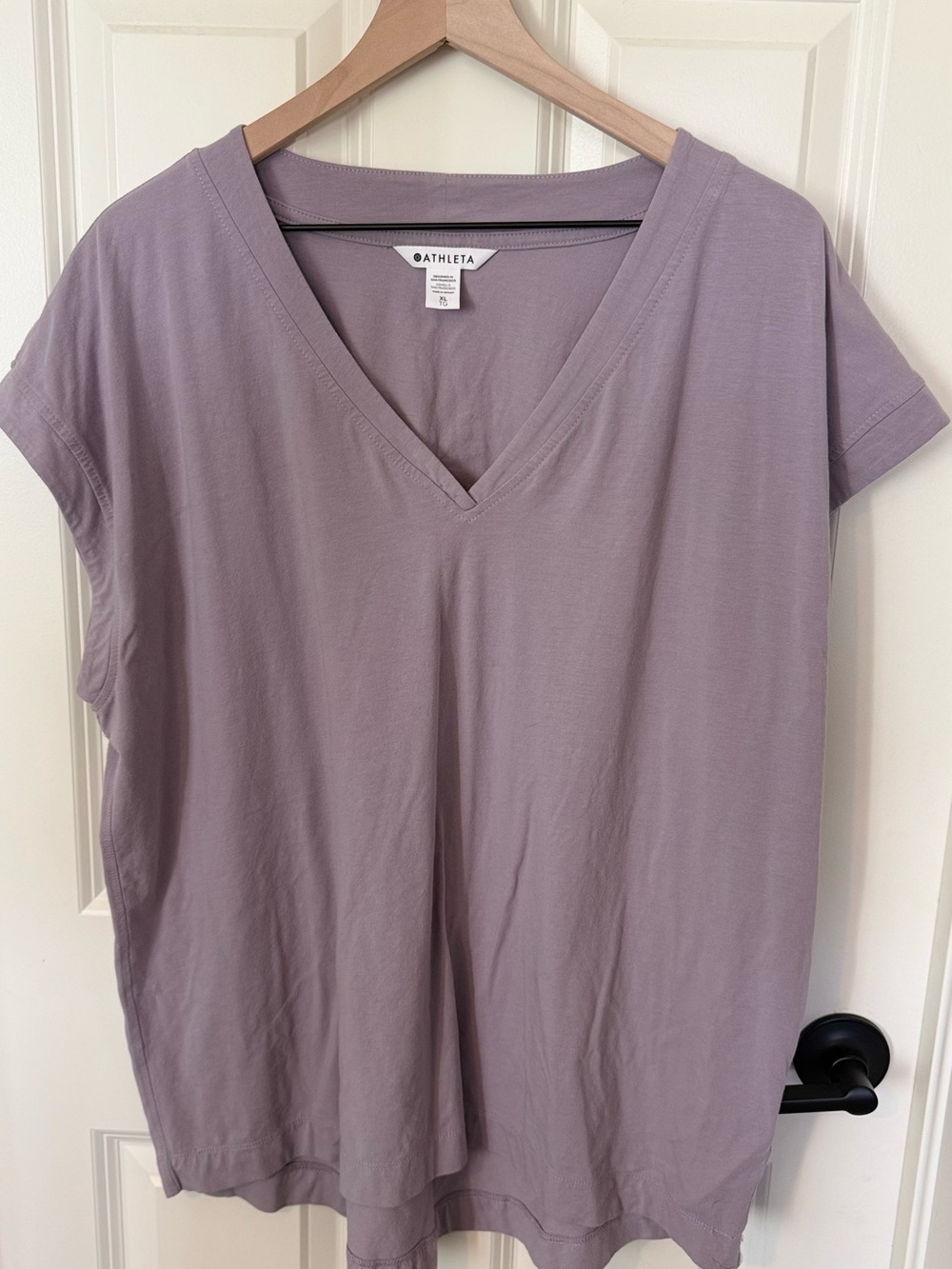 Athleta Mauve V-Neck Short Sleeve Tee